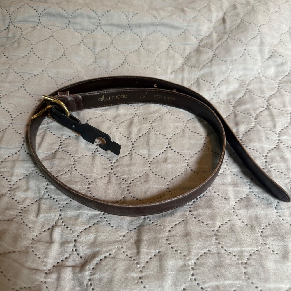 Vintage Alta Moda Brown Leather Belt Made in Italy Gold Tone Buckle Size 75 Slim